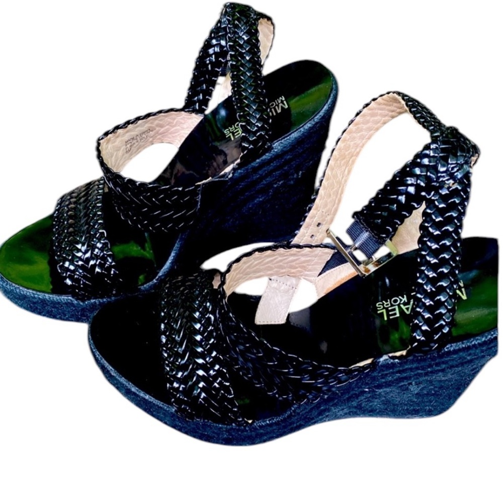 Michael Michael Kors Women’s  Wedge Sandals. Size 8 - Picture 2 of 12